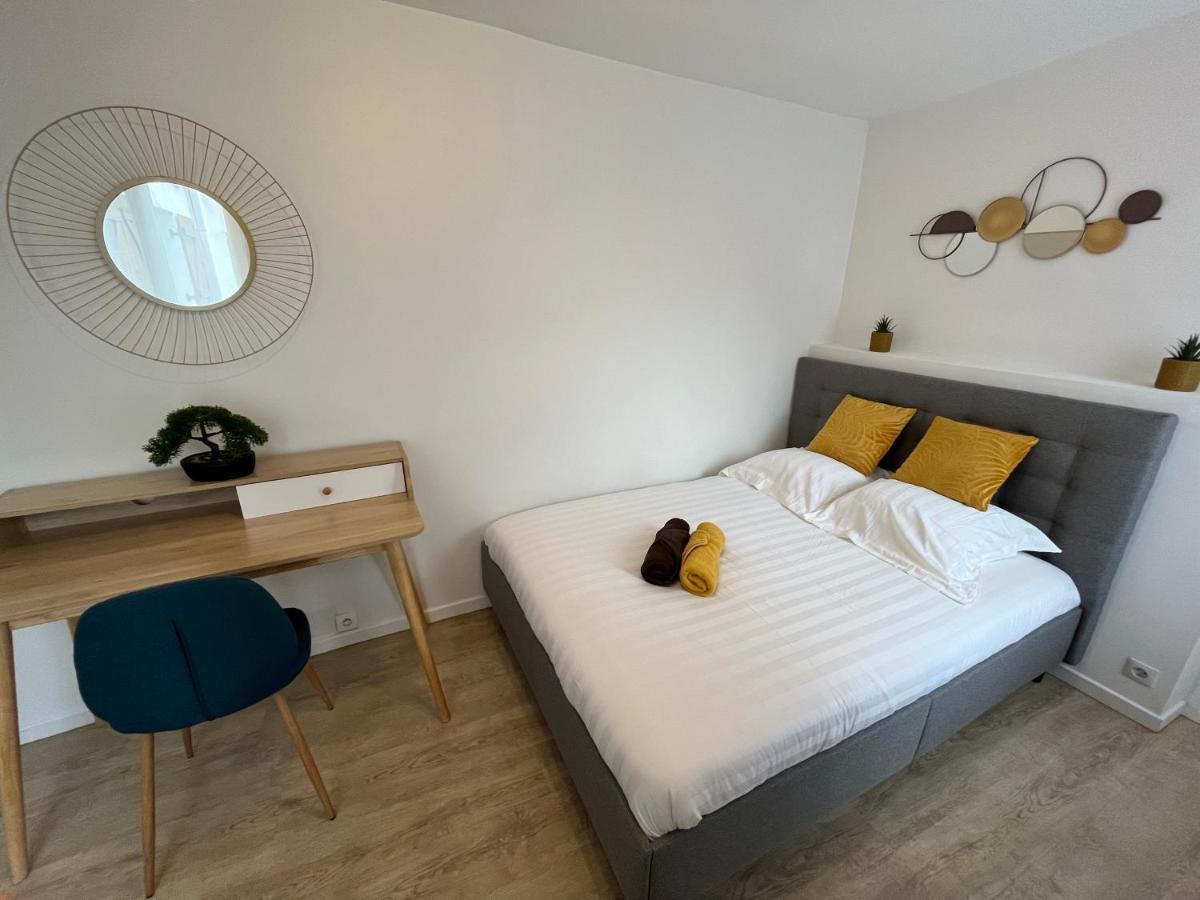 Ferienwohnung Le Voltaire Melun Exterior foto